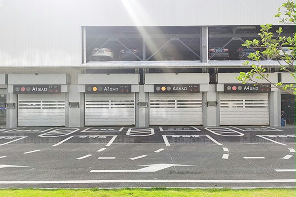 硬质快速卷帘门让智能立体车库高效工作 硬质快速卷帘门让智能立体车库高效工作